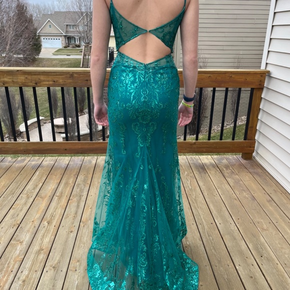 Prom dress from Stacey’s Bridal - Picture 2 of 5